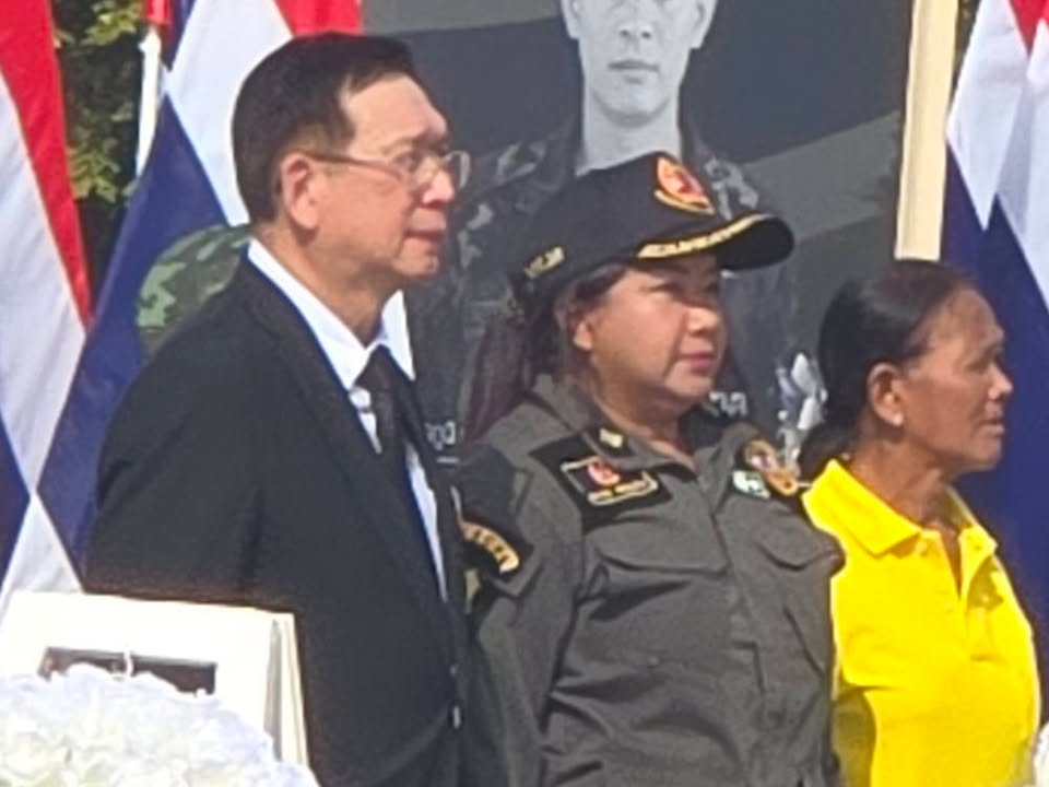 มูลนิธิร่วมกตัญญู-โดยคุณสกาวรัตน์-สมสกุลรุ่งเรือง-เลขาธ