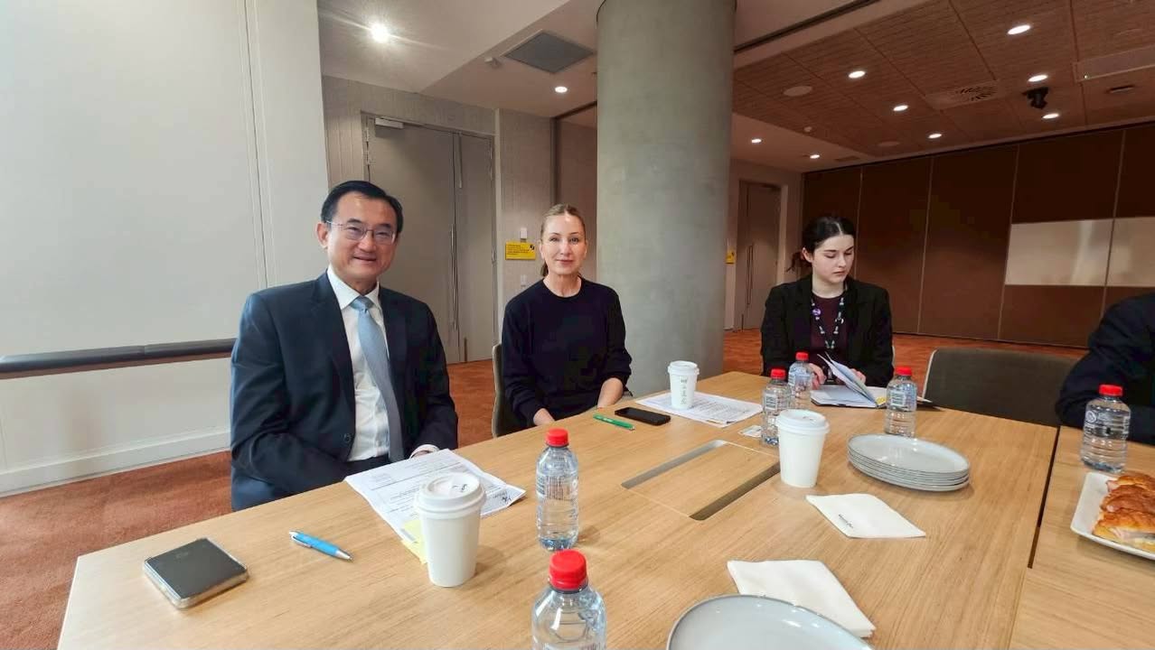 วันที่-9-กันยายน-พศ-2568-ศนพ.อภิชาติ-อัศวมงคลกุล-คณบด