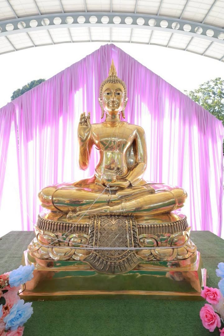 ประธานมูลนิธิร่วมกตัญญู-เป็นประธานในพิธีถวายอาคารโดมอเน