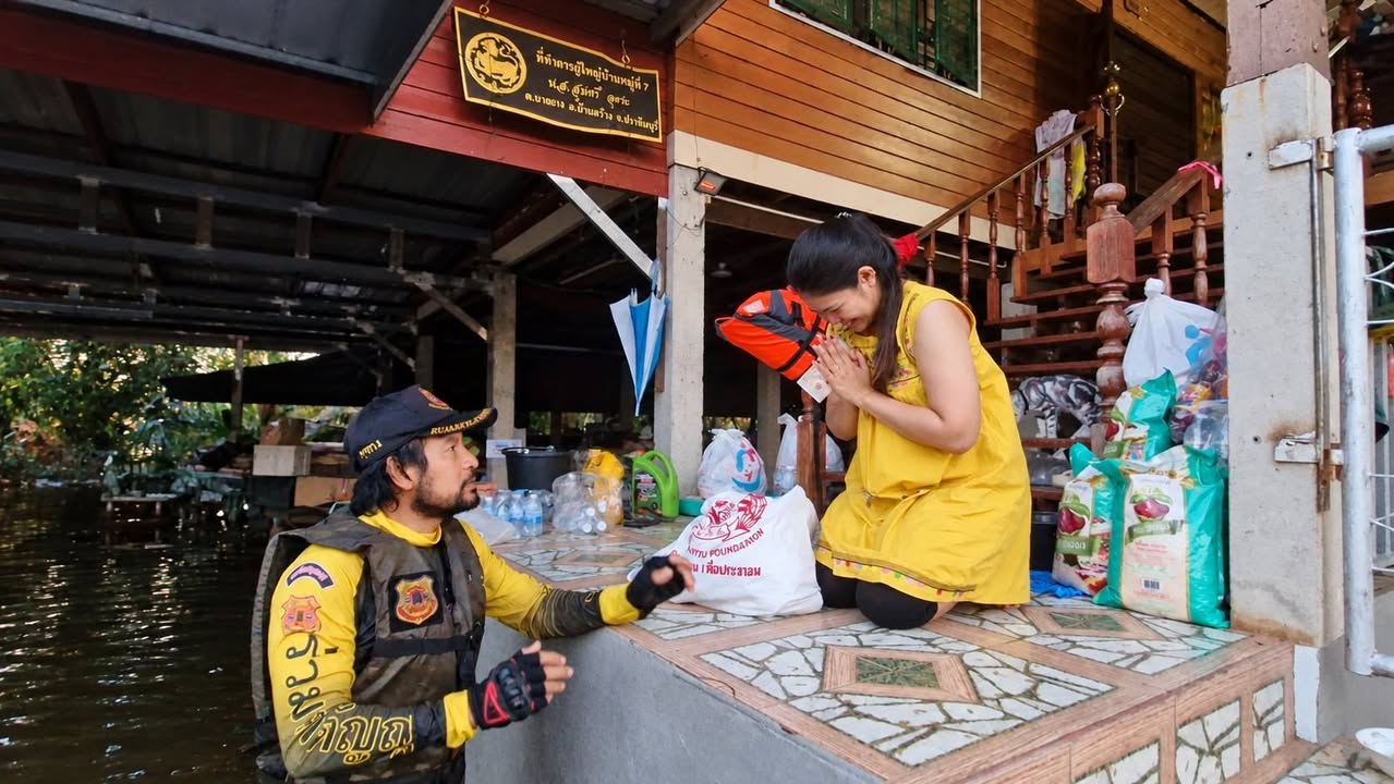 ประมวลภาพ-ร่วมกตัญญูเคียงข้างผู้ประสบภัย!-จากความห่ว